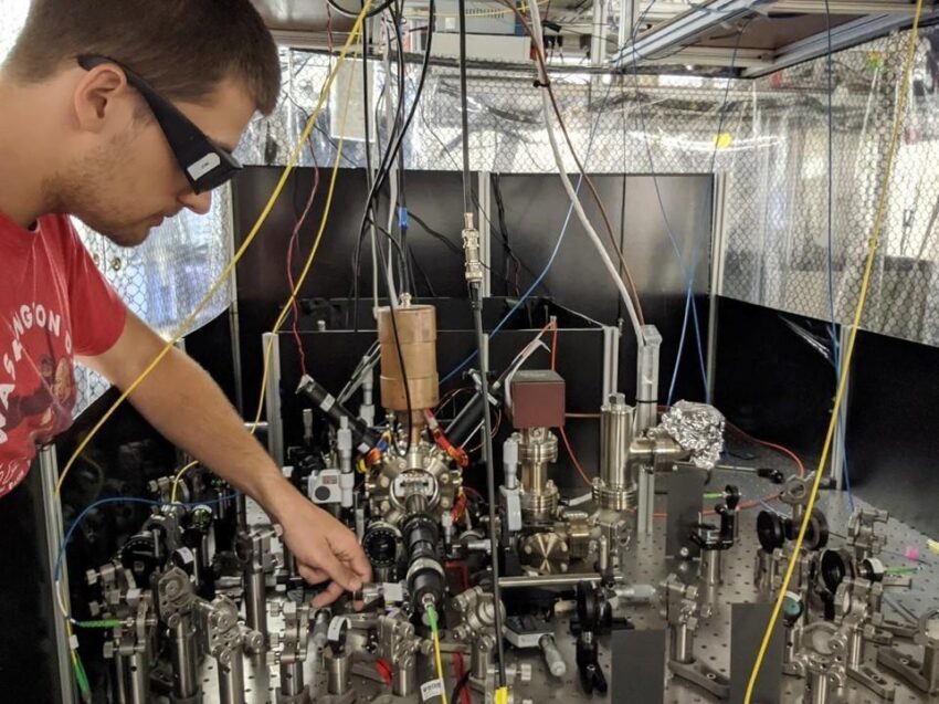 Military Quantum Computer: Poland’s New Defense Strategy