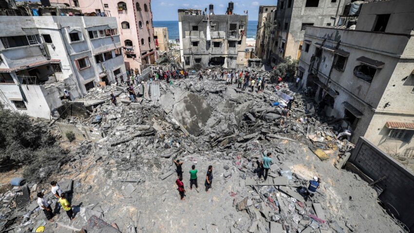 Gaza Strikes Kill 29 Amid Hostage Negotiations Ongoing
