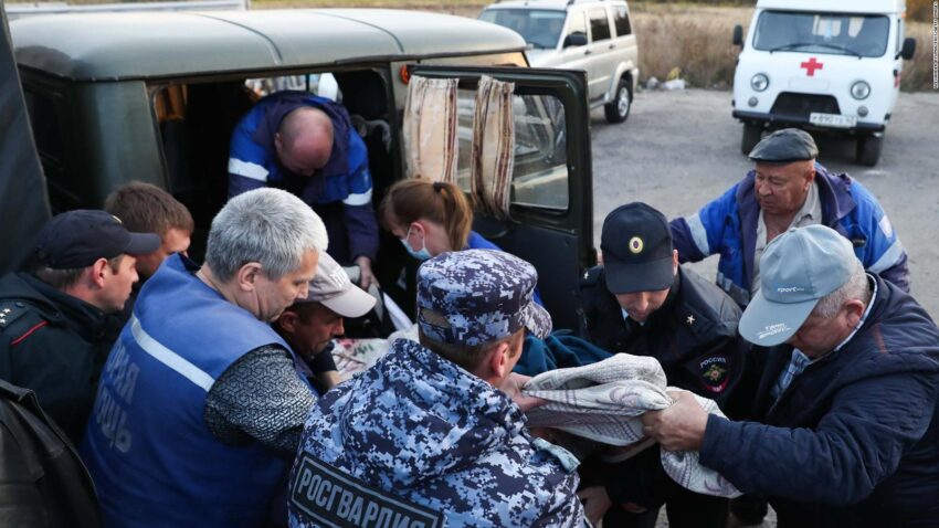 Russia Evacuates Citizens from Iran Amid Rising Tensions