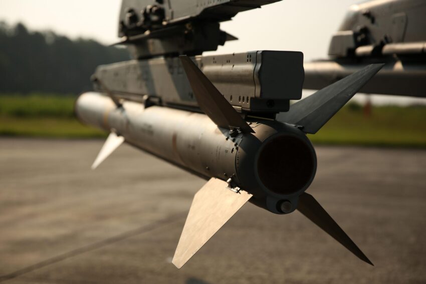 AMRAAM Missile Sale to Italy Enhances Military Cooperation