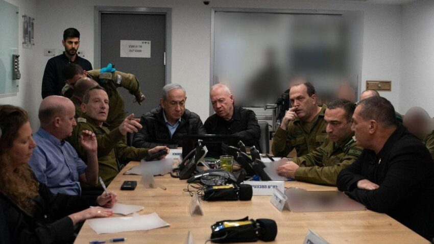 Israel Military Strikes Target Syrian Forces in Sweida Region